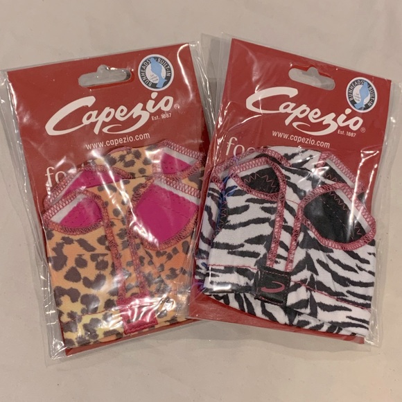 TWO NEW Pairs Capezio Jelz Print Footundeez sz L - Picture 1 of 9
